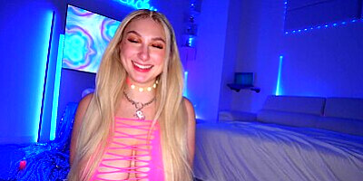 Big Natural Tits On Tiny Blonde Skylar Vox