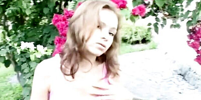 Premium GFs - small tits clip