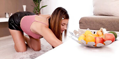 Stuck 4k featuring Tiny Tina's stuck4k scene