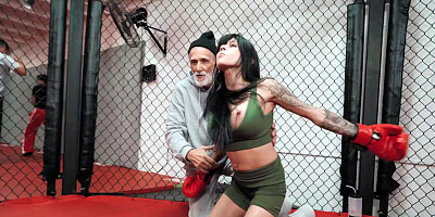 MILF with big boobs scissoring with some freaky e-girl