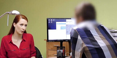 Smiling mantrap - POV sex - Loan4k