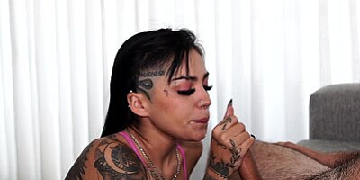She CUM 2 times before the gym and I finish in her mouth