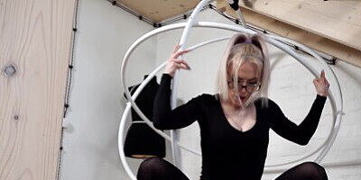Solo blonde Sweet Ammy again maturbating in 4K