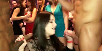 Amateur whores at real party deep throating