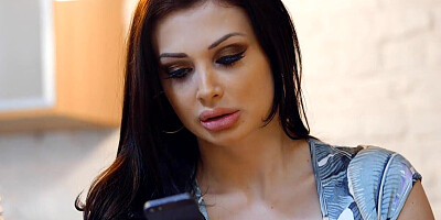 Busty bombshell plans to have some intense sex