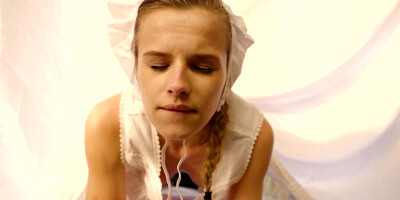 Stranger for money analyzes and creampies Amish sweetheart