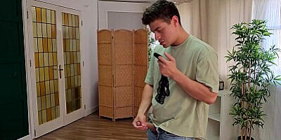 I catch my Foreign friend Masturbating in my panty and I get Fucked with a Big Cum Kourtney Love