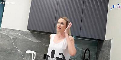 The Courier Screwed Up and Brought The Wrong Dick, I Had To Fuck A Stranger To Avoid A Conflict