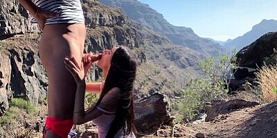 Tinder date with a beauty girl in the mountains ended with a hot fuck