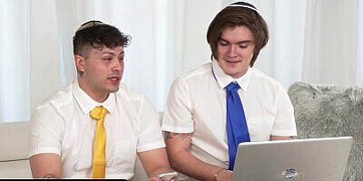 Curvy Step Moms Alex Harper & Angelica Coralvine Teach Their Inexperienced Boys To Fuck - MomSwap