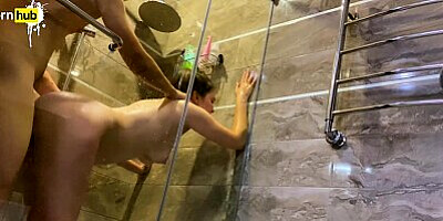 A young pervert looked at his stepmother in the shower