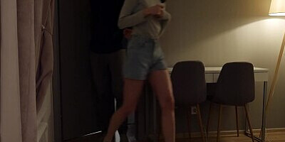 He Shared HisGirlfriend With Friend at the Party