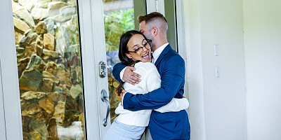 Nicky Rebel fucks Lola Rose after having his dick sucked
