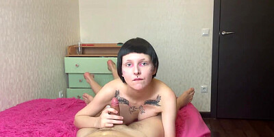 Deepthroating from a tiny goth girl is just the best