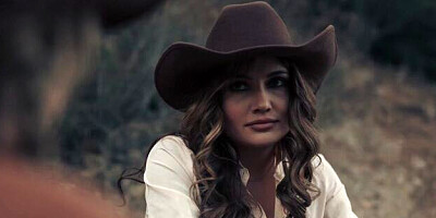 Watch femme fatale Adria Rae's smut