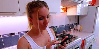 The unfaithful wife calls her friend to go to her lovers and her husband hears everything / ENG sub