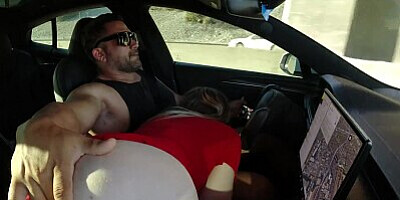 Alaina Taylor Public Tesla Autopilot Road Head, Takes Big Cumshot