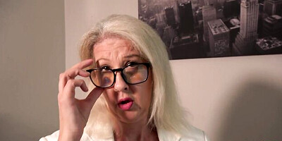 Mature milf dirt with erotic Maggie Moon from Aunt Judys XXX