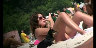 TheSandfly Introduces De Rena Beach Voy Bevy