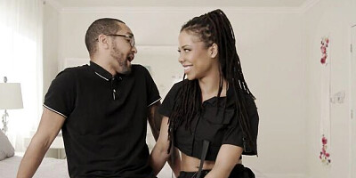 Watch shaggy Mickey Mod and Kira Noir's action