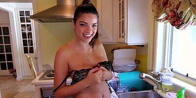 BANGBROS - Delicious Curvy Housekeeper Carrie Brooks Works Hard For Her Money
