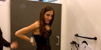 Sex in a Shopping Fitting Room - Amateur MySweetApple