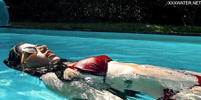 Big ass porn with romantic Yenifer Chacon from Underwater Show