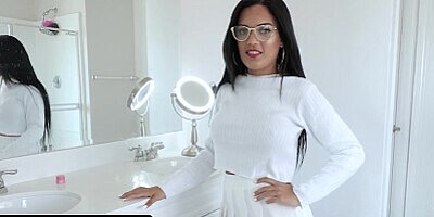 Thick Latina Step Sis Alina Belle Bounces Her Juicy Ass On Step Brother's Fat Cock - SisLovesMe