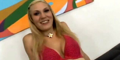 Irresistible hottie - handjob porn - Premium GFs