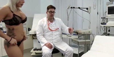 HITZEFREI Lilli Vanilli Fucked by her Doctors Big Cock