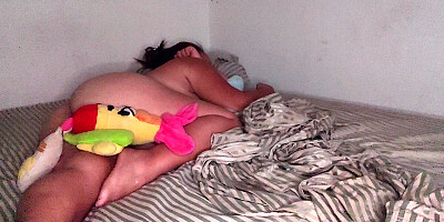 WAKE THE MIDGET UP WIT DAT BRICK
