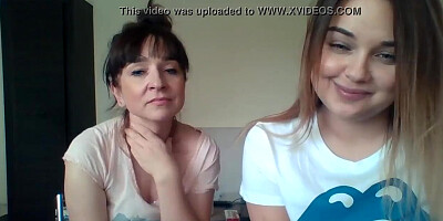 Mom And Daughter On Cam