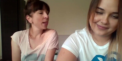 Mom And Daughter On Cam