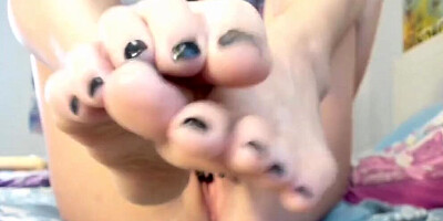 Fantasy Footjob Babe