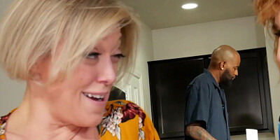 Thick Divorced Diva Sara Jay Dark Dicked By Big Black Cock!
