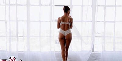 Twistys - Brooklyn Gray Watches Vanna Bardot Dancing Ballet But She Becomes Horny In The Process