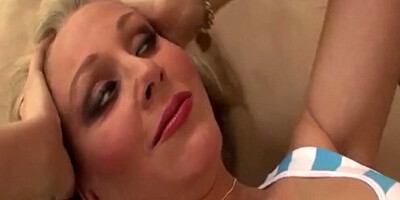 Mature Beauty Julia Ann Cums While Being Pounded Anally!