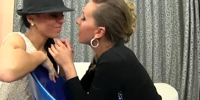 Bunch of horny cougars are having steamy lesbian sex orgy