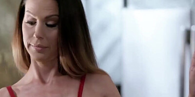 Squirt Madness with Katya Rodriguez and Her Stepmom