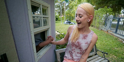 Sweet 18 year old invited in to enjoy big cock sex