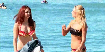 Melody and Lena Porno Hawaii Part II The beach smooching