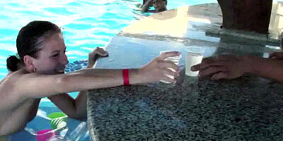 Young Teen´s Holiday Wild SexTape