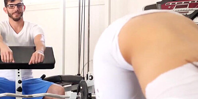 Step-sibling workout buddies fuck for cardio