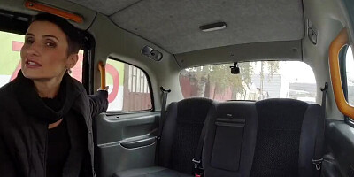 Naughty girl shows her tits to that horny taxi driver