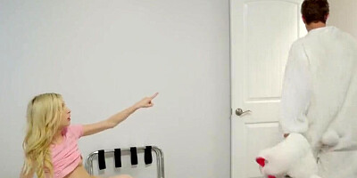 Mom And Daughter Hunt For Easter Bunny Cock And Cum! S7:E9