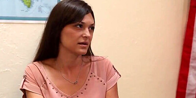 Kasey Warner and Olivia Wilder are licking pussies in the office