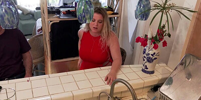 Stepmom gets pics for anniversary of secretary sucking dick