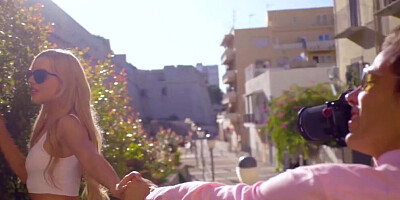 Blonde angel Lexi Belle enjoys pleasurable pussy banging on a summer vacation