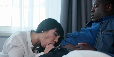 Valentina Ricci & Ian Scott are fucking in this hardcore scene