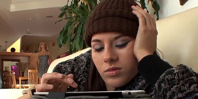 SEXYMOMMA - Stepmom Cherry DeVille licks bratty teens twat